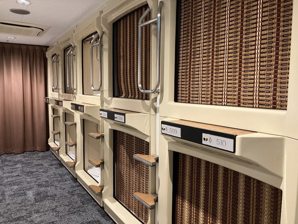 Capsule Hotel Yuyu