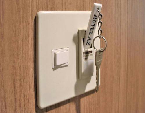 差込式主電源