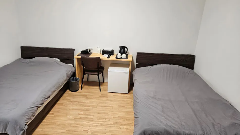 Accommodation and Tavern San