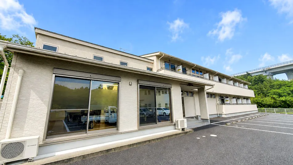 Hirono no Mori Maehama main building