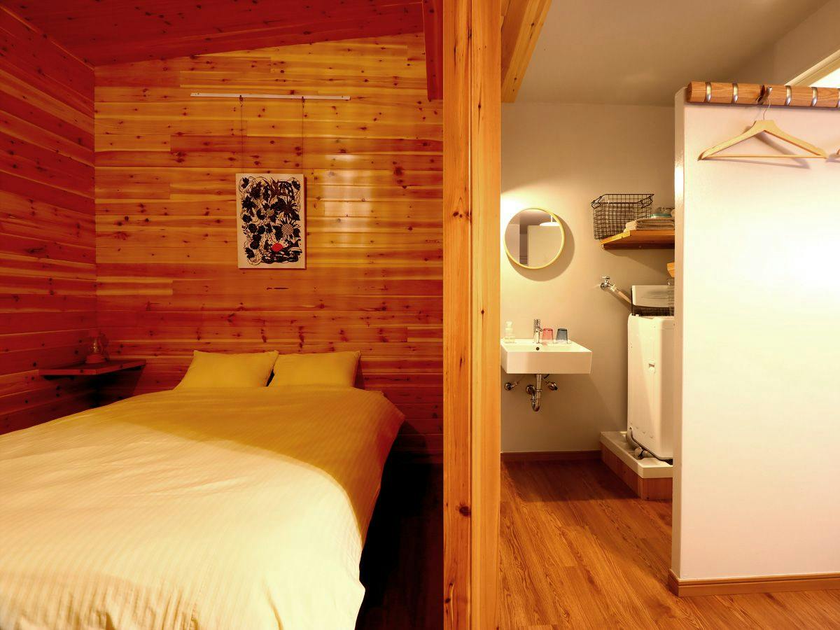 Island Accommodation Nagi