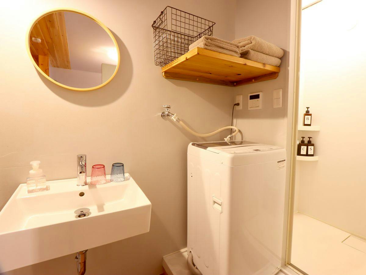 Island Accommodation Nagi