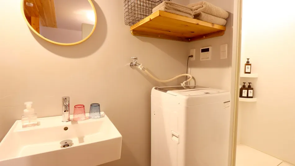 Island Accommodation Nagi