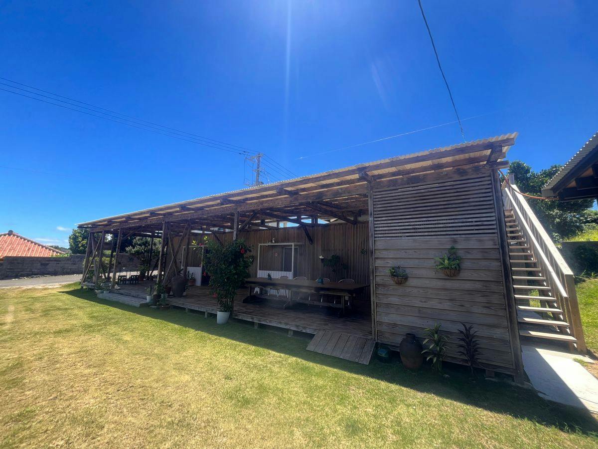 Island Accommodation Nagi