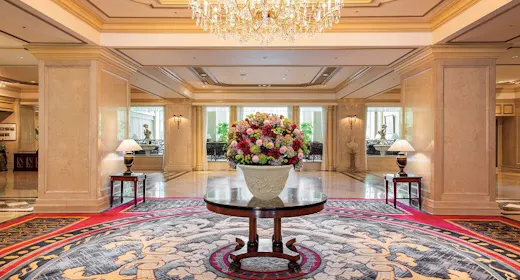 【シーズナルセール】ヨーロピアンクラシックのお部屋にステイ・朝食付き