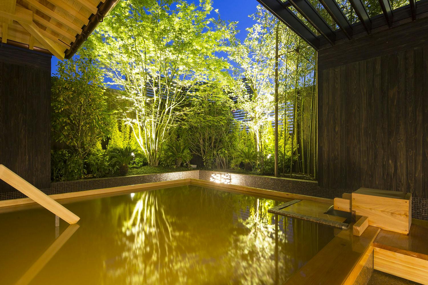 【レイトチェックイン】18:00以降のチェックイン限定でお得！自家源泉100％の天然温泉で湯三昧を