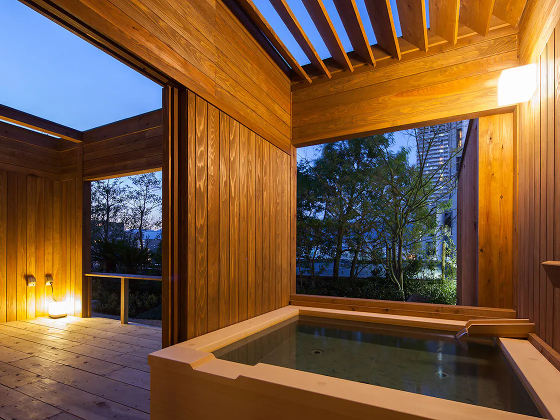 ジャパニーズスパスイート(温泉露天風呂)