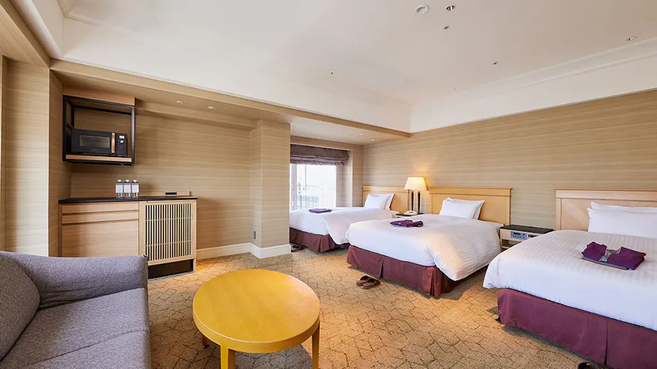 Kobe Bay Sheraton Hotel & Towers