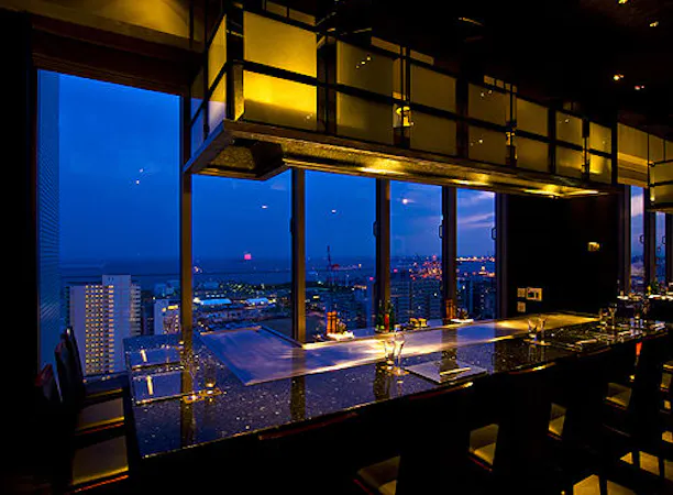 【鉄板焼 神戸グリル】