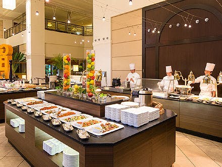 ディナーブッフェ