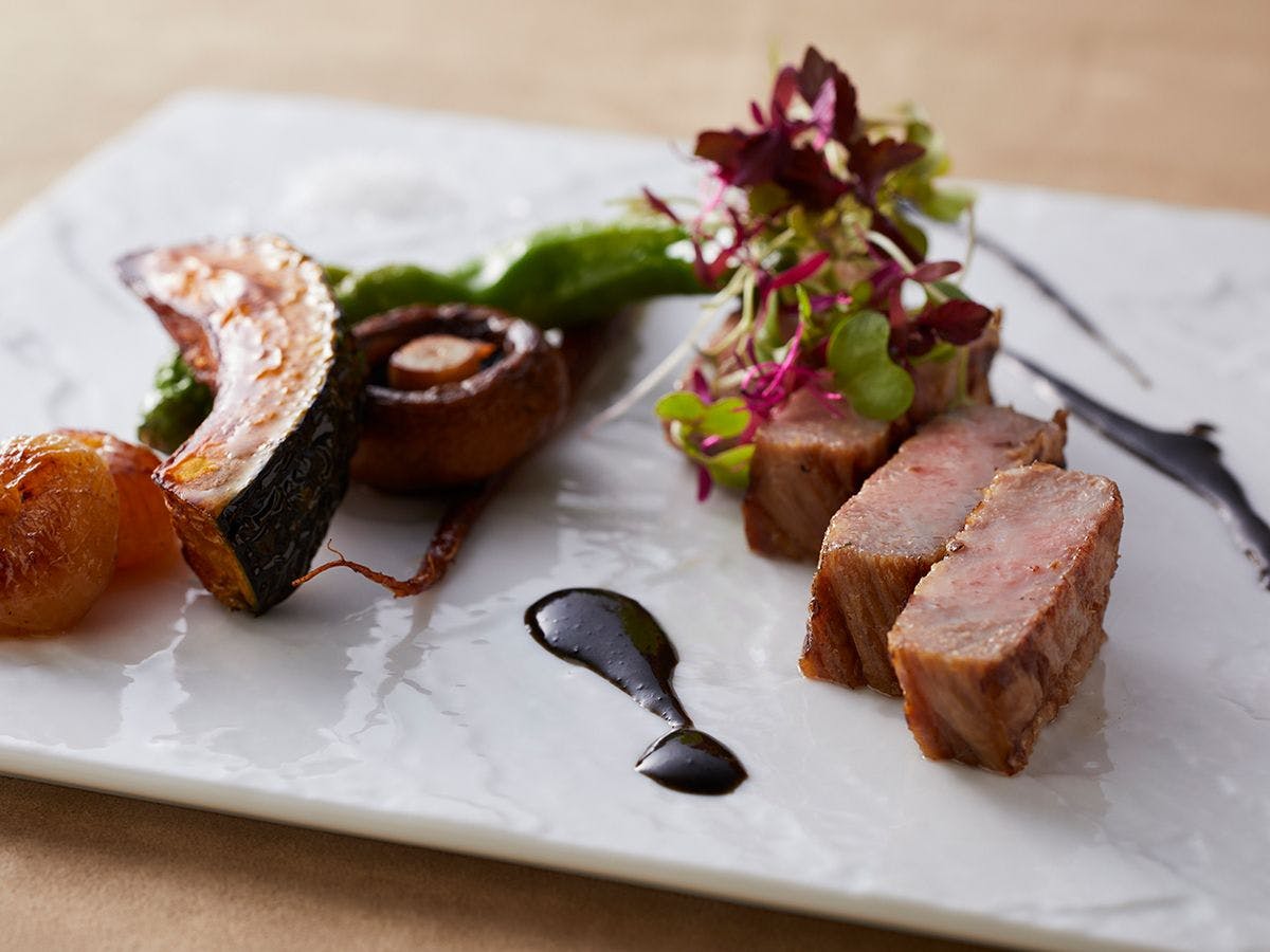 上質のフレンチ&グリル料理（イメージ）