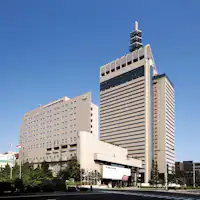 ภายนอกโรงแรมในตอนกลางวัน