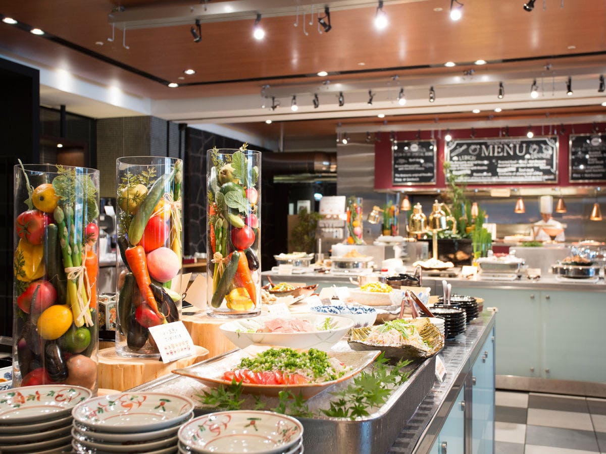 ร้านอาหาร 'The Brasserie'