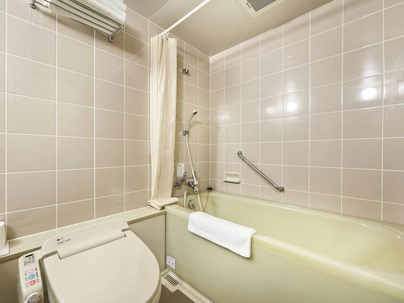 อาคารใหม่ ห้องดีลักซ์สำหรับ 3 ท่าน