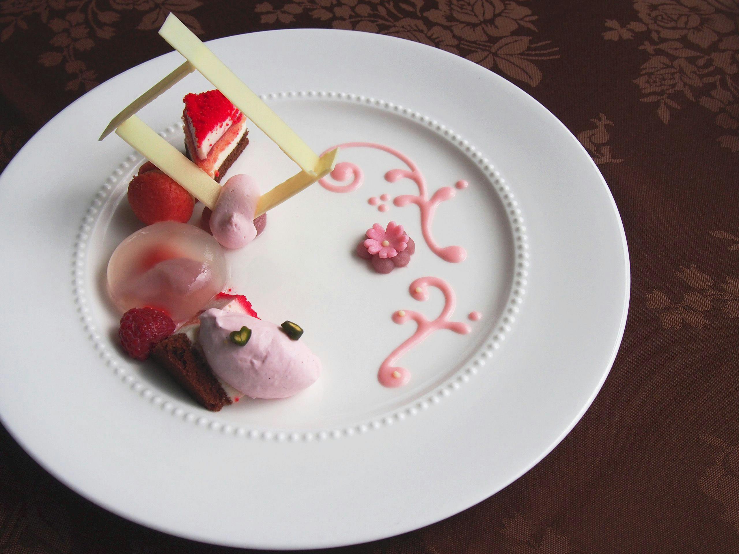 フランス料理「現代」メニュー例