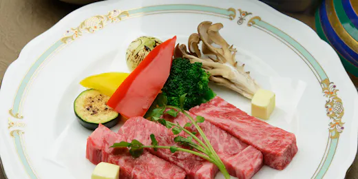 青山やまと