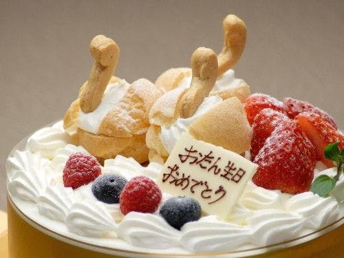 イチゴのデコレーションケーキ