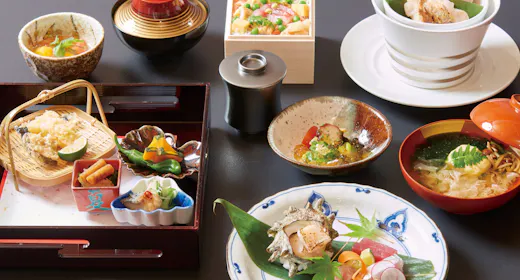 【อาหารเย็นคือ Aoi Kaiseki】 บัตรเข้าชมศาลเจ้า Kunouzan Toshogu และแผนพิเศษพร้อมตราประทับ Goshuin เฉพาะของโรงแรม Nihondaira ~ รวมอาหาร 2 มื้อ ~