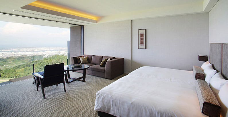 禁煙 スーペリアツイン ハリウッド 66平米 日本平ホテル で過ごす 富士山ビューステイ 優雅な朝食付プラン 日本平ホテル 一休 Com