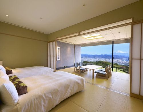 スーペリア和室（66平米）富士山側