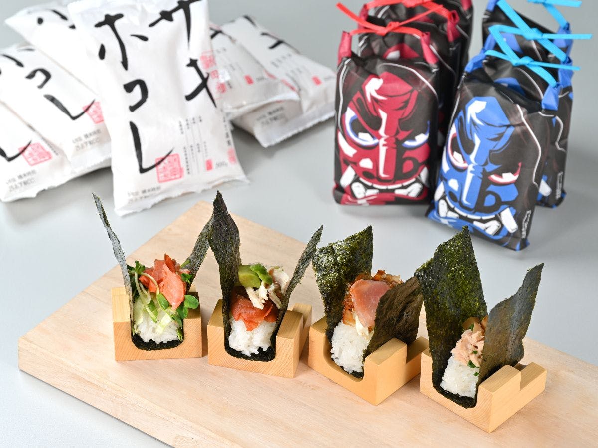 【朝食】好みの秋田米と具材のおむすび