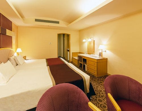 【モデレートツインルーム】