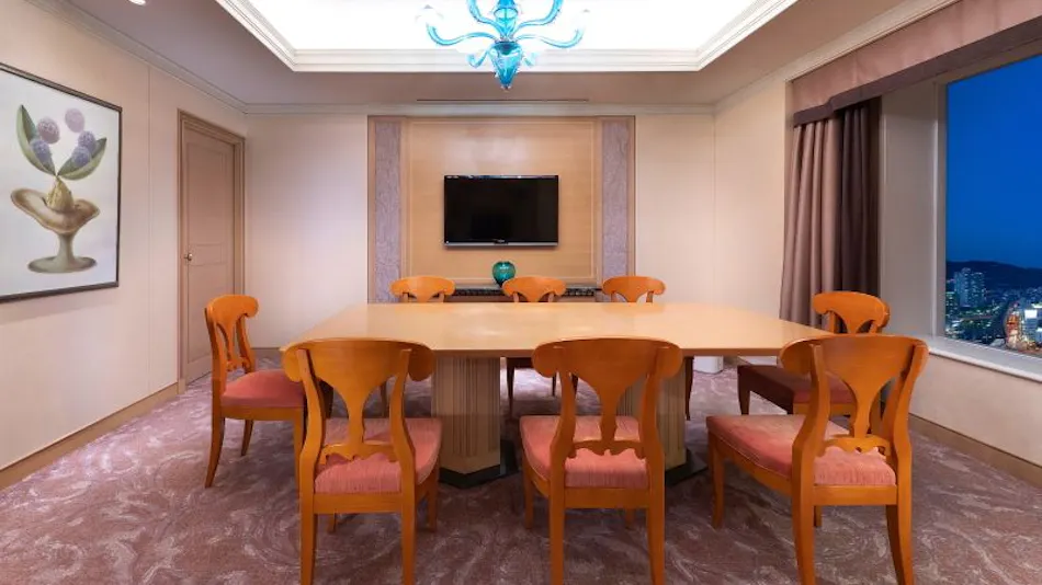 Hotel Granvia Okayama