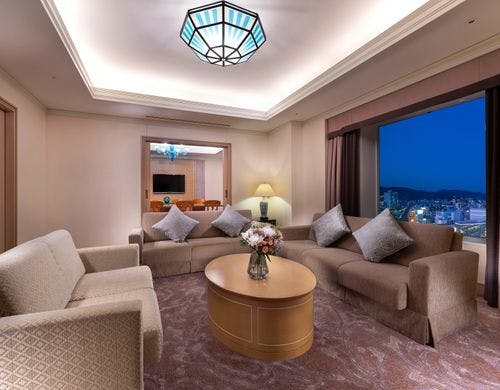 【禁煙】エグゼクティブスイート(103平米)