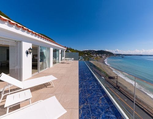 ルーフトップテラススイート