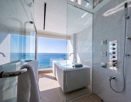 デラックススイート