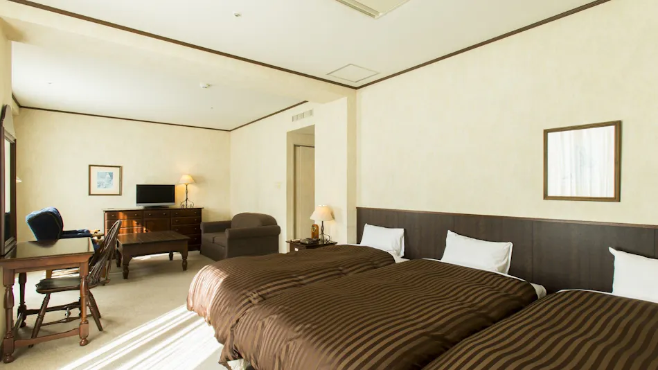 Kannabe Onsen Blue Ridge Hotel