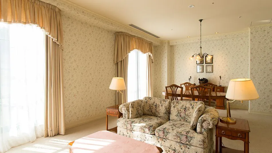 Kannabe Onsen Blue Ridge Hotel