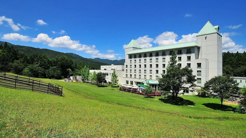 Kannabe Onsen Blue Ridge Hotel