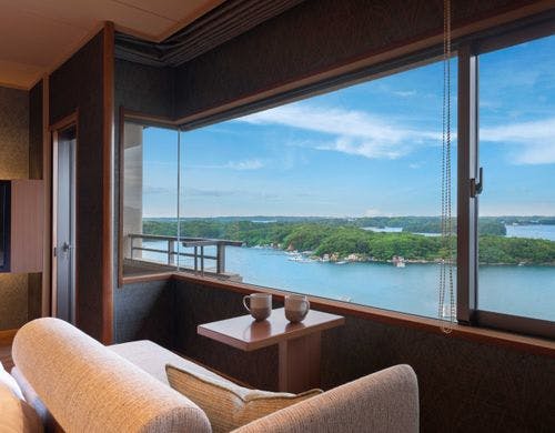 特別フロア翠景　ベッド付き和室タイプ一例