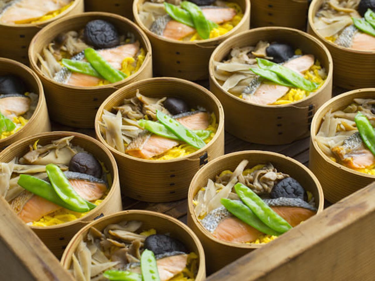 会津郷土料理のわっぱ飯もビュフェにて