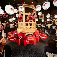 เต้นรำกับเพลงพื้นบ้านไอซุ