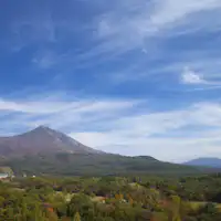 ใบไม้เปลี่ยนสีที่ที่ราบสูงบันไดและโรงแรม