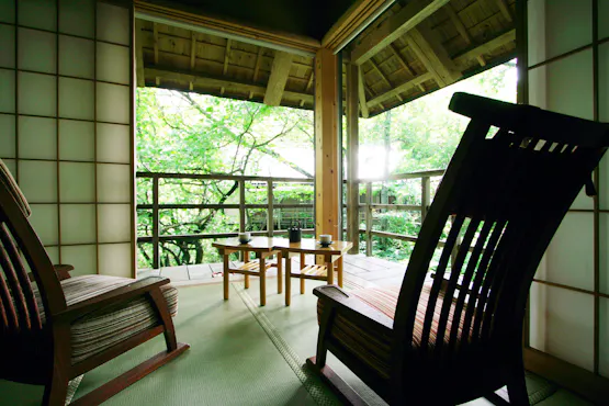 せせらぎを聴く「玉ゆら」