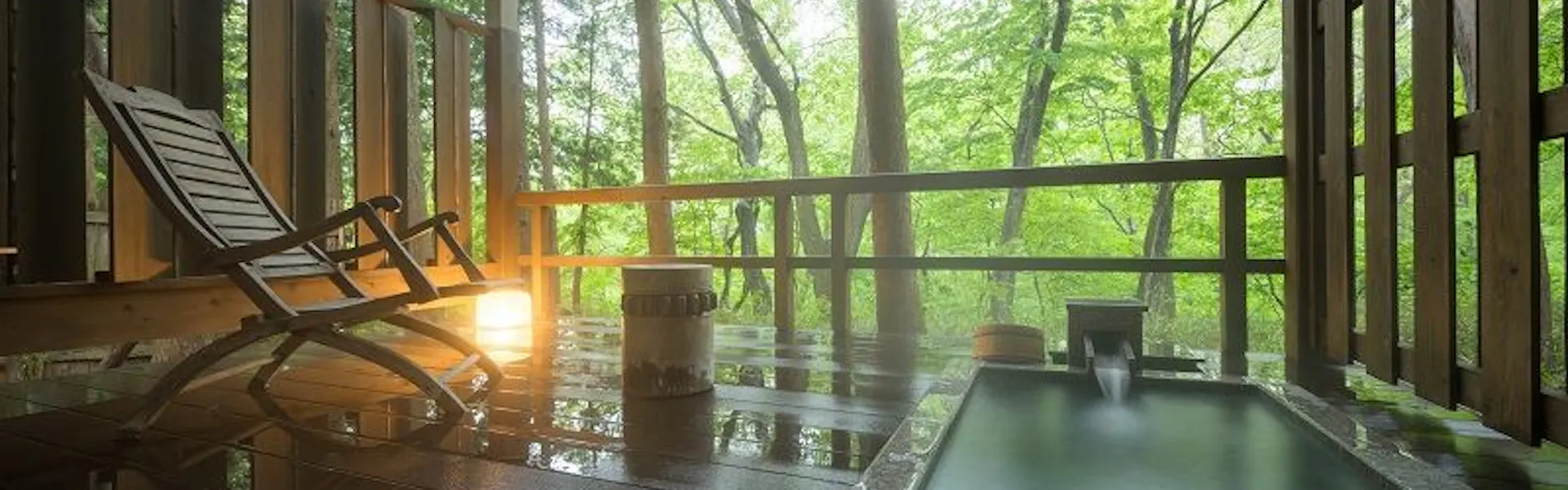 温泉山荘だいこんの花