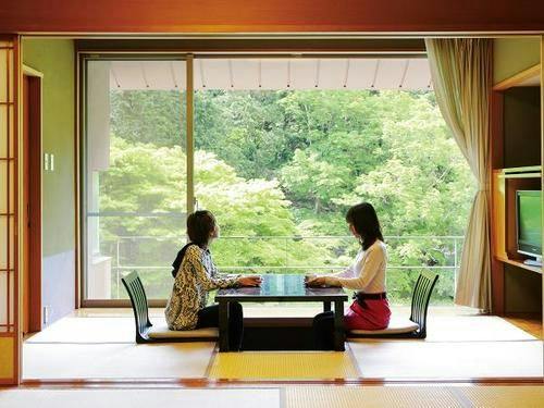 【お祝い感動プロデュース】こころ伝わる喜びの宴　旬のグルメ満載　6大特典付きアニバーサリープラン