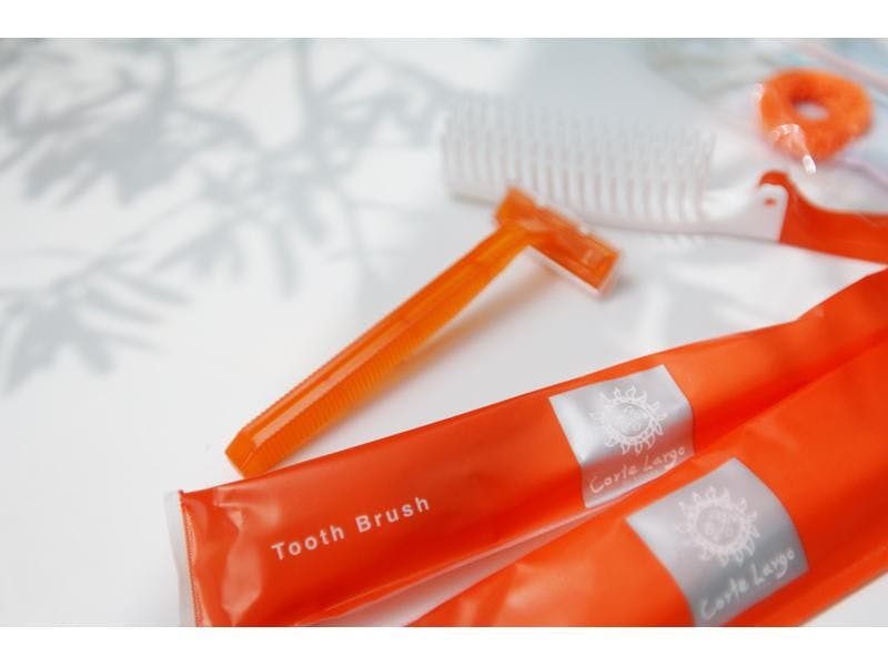 オレンジで統一されたアメニティ