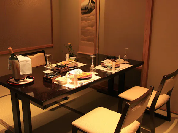 【伝統の季節会席】旬の厳選お料理・個室料亭でご夕食プラン