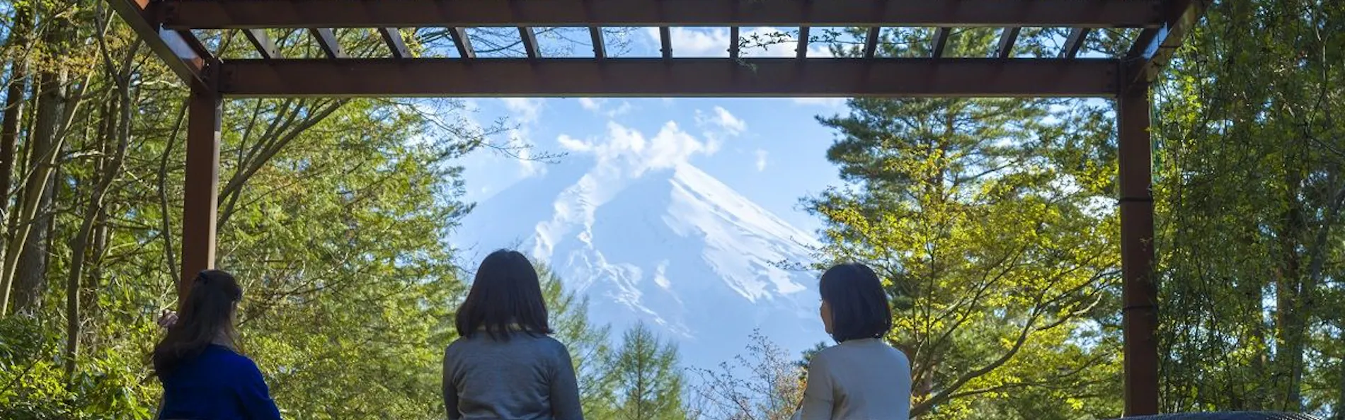 庭園と感動の宿 富士山温泉 ホテル鐘山苑