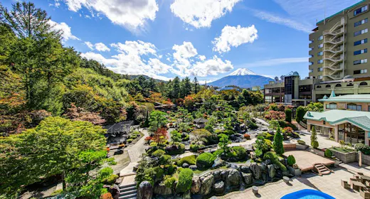 庭園と感動の宿 富士山温泉 ホテル鐘山苑