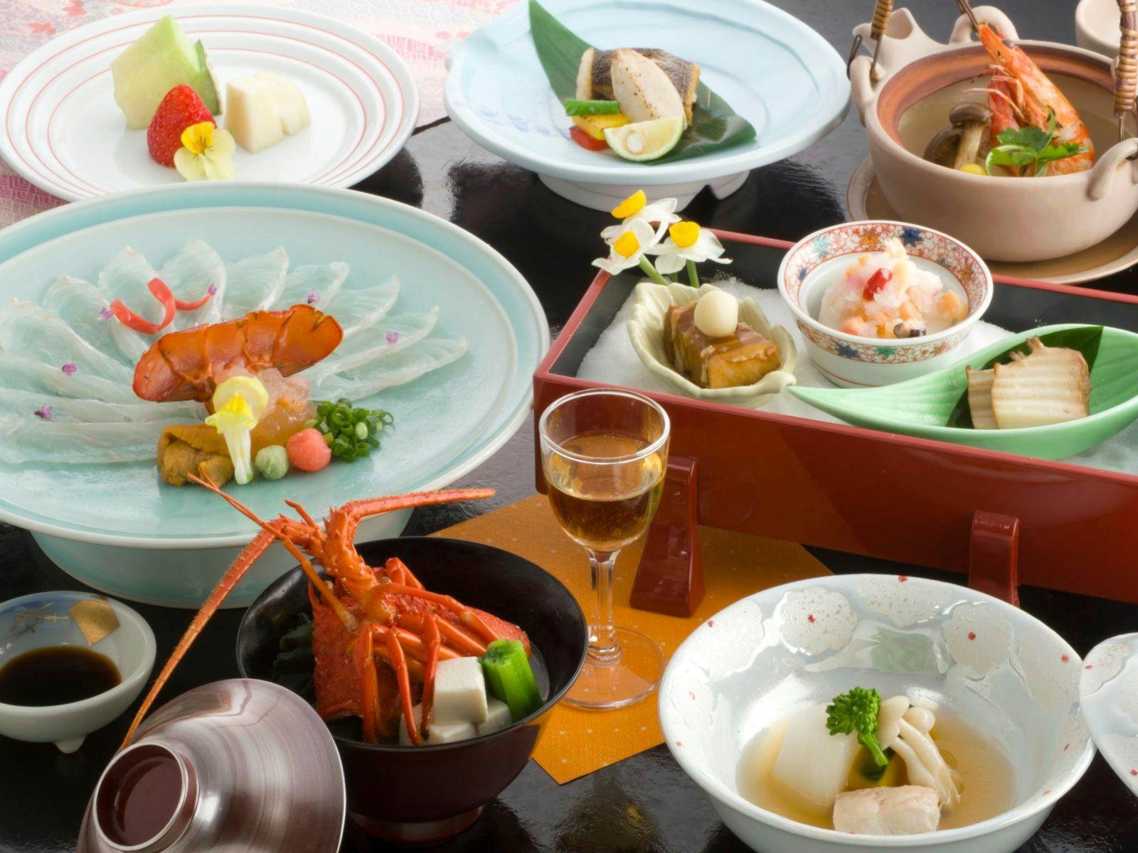 鴨川館