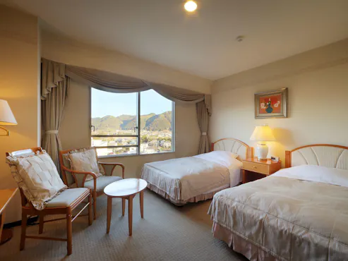 山側ツインベッドルーム