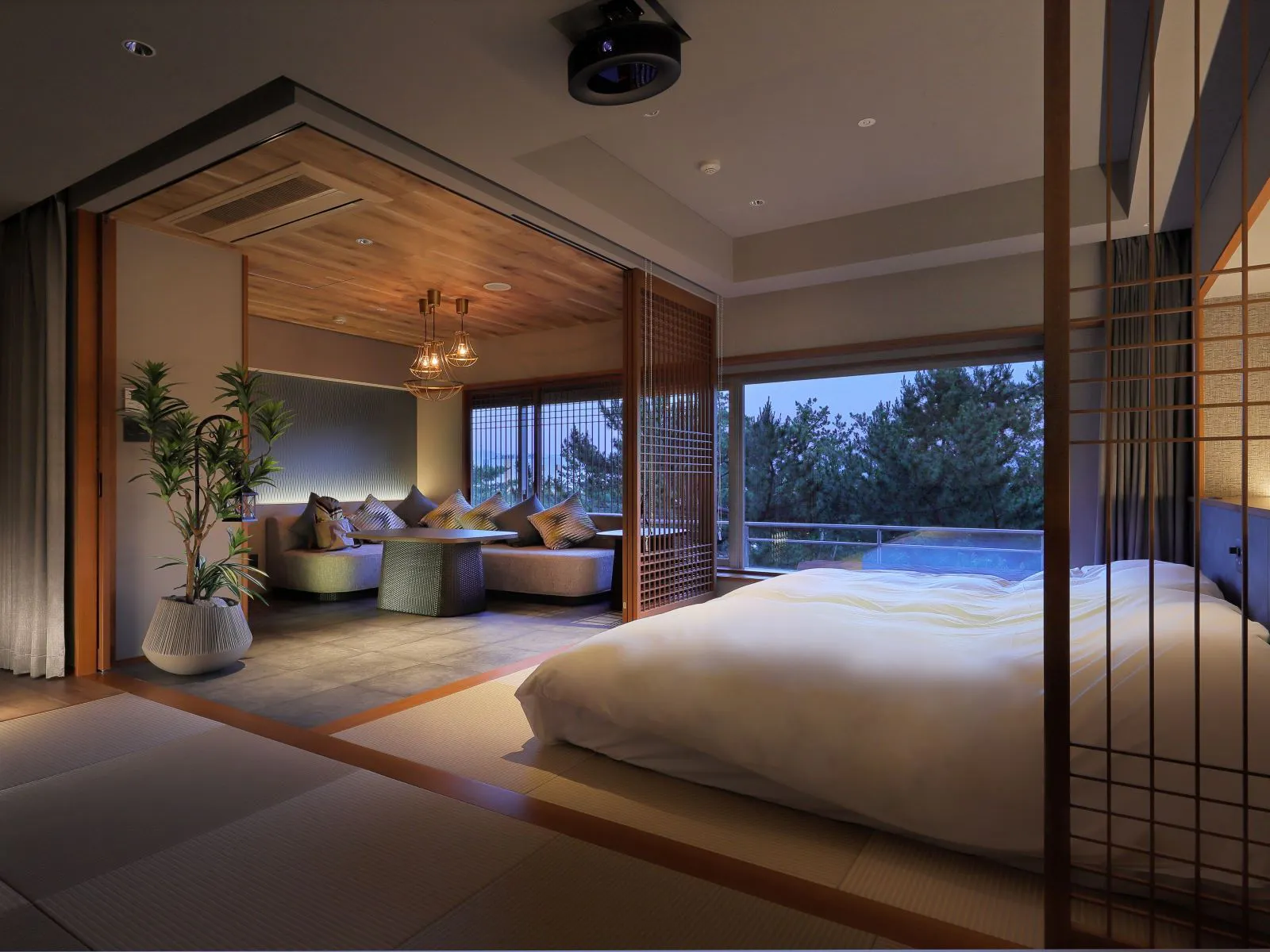 NEW:インドアテラス付和洋室（4F）