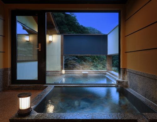 【鶴】露天風呂付客室（本館つるや）