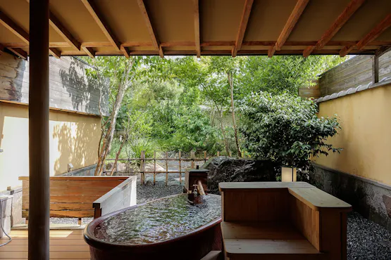 【露天風呂付客室】