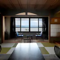 Kamar lantai tertinggi 5F sisi danau (10 tatami)